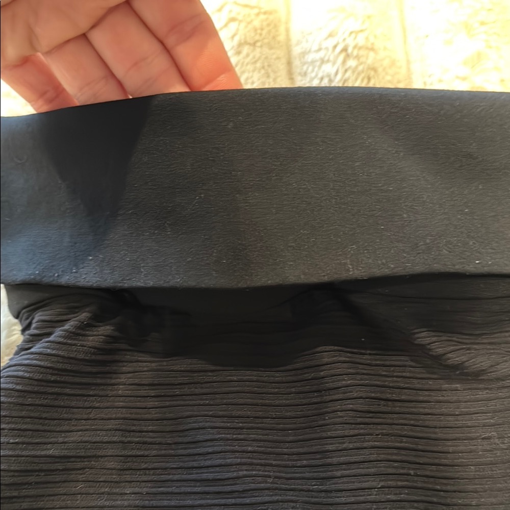 Gorgeous Wolford Black Pencil Skirt - like new - size XS - Picture 9 of 9